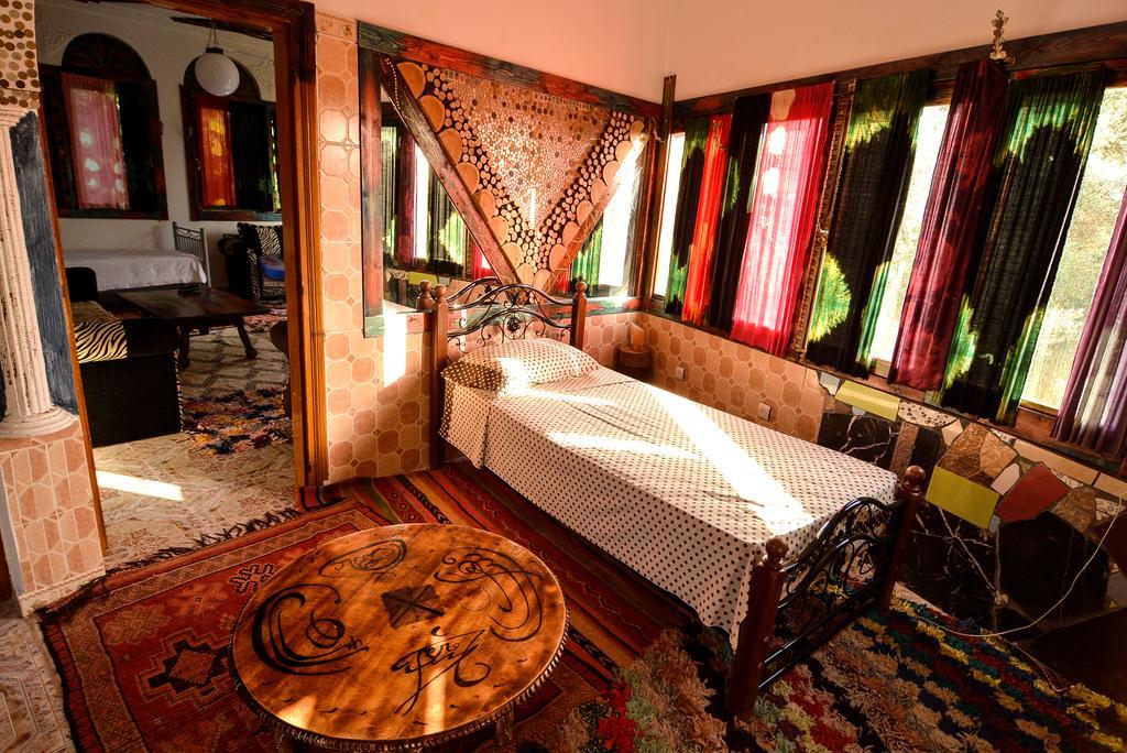 Maison D'Hotes Ait Bou Izryane Timoulilt Buitenkant foto