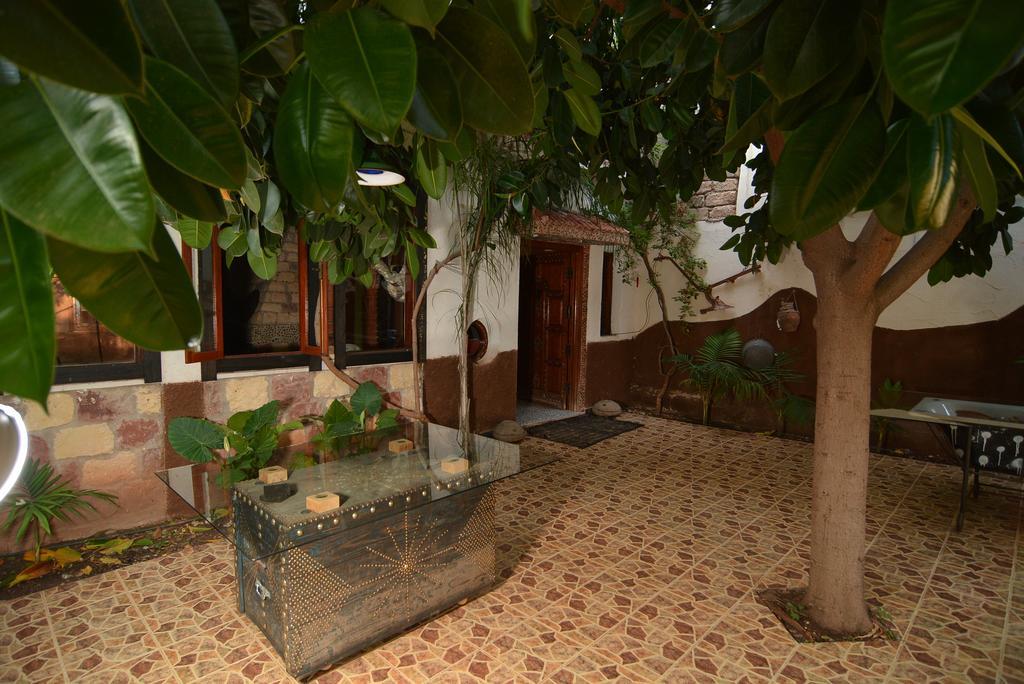 Maison D'Hotes Ait Bou Izryane Timoulilt Buitenkant foto