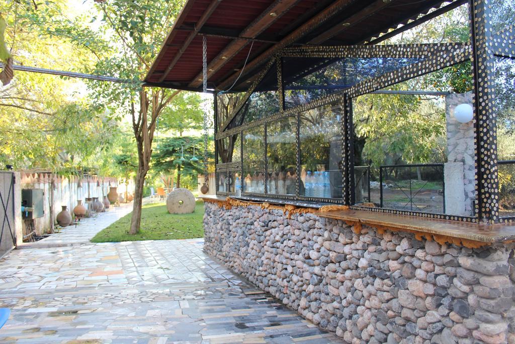 Maison D'Hotes Ait Bou Izryane Timoulilt Buitenkant foto